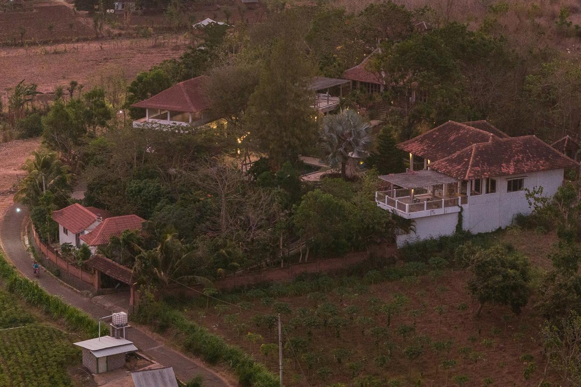 Bangsring Breeze Hotel Banyuwangi  Exterior foto