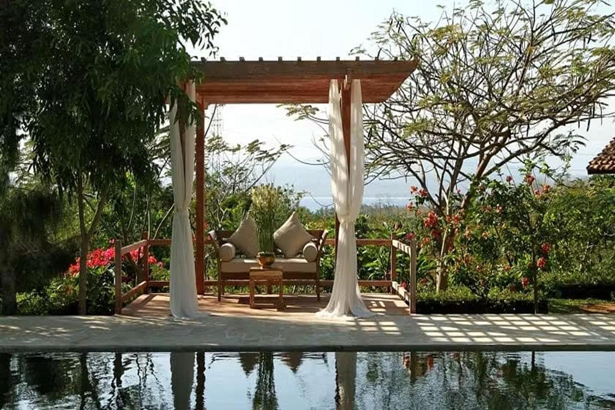 Bangsring Breeze Hotel Banyuwangi  Exterior foto